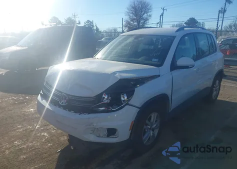 2016 Volkswagen Tiguan S from USA, damaged, VIN WVGBV7AX6GW533620